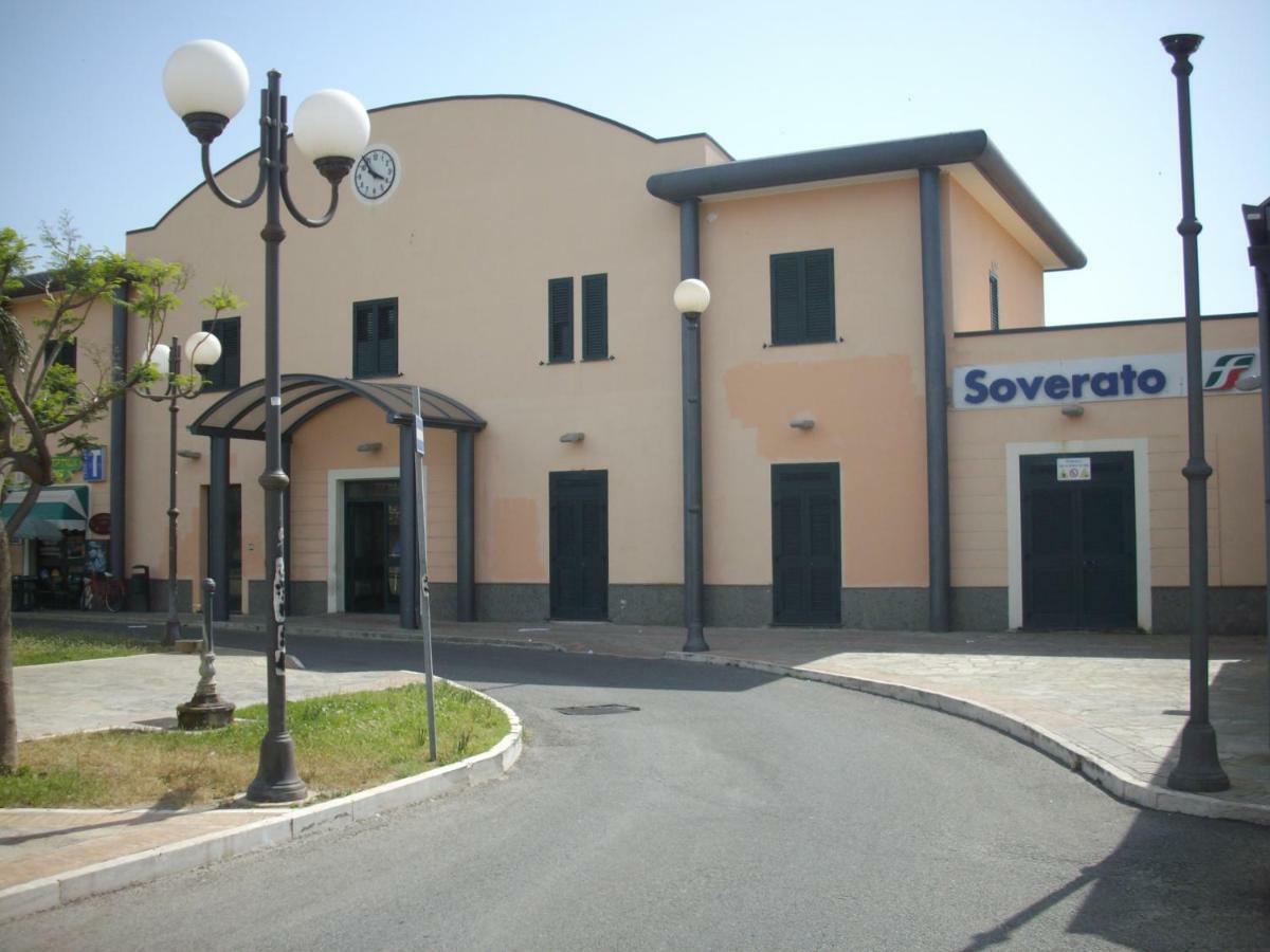 Hotel San Vincenzo ソヴェラート・マリーナ エクステリア 写真