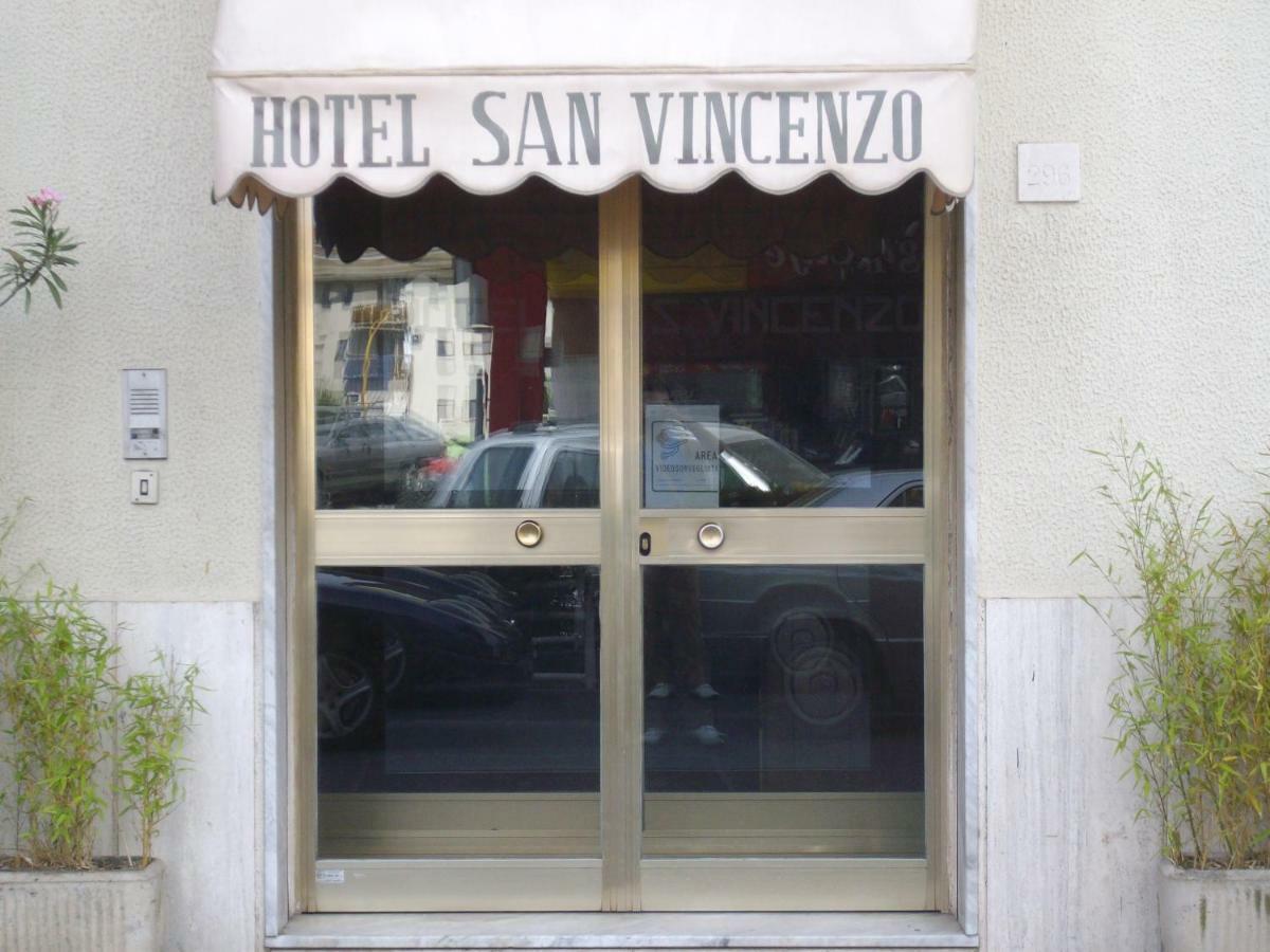 Hotel San Vincenzo ソヴェラート・マリーナ エクステリア 写真